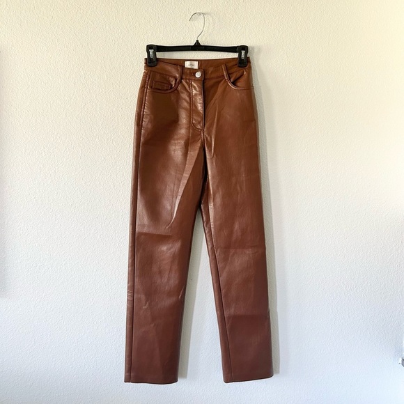 Wilfred Aritzia The Melina High Rise Vegan Leather Straight Leg Pants - Picture 4 of 8